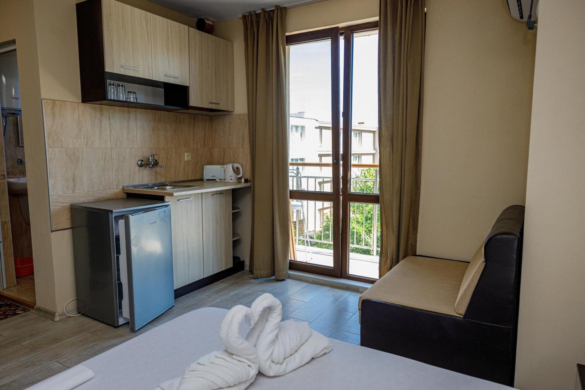 Family Hotel Silitur Ахтополь Экстерьер фото