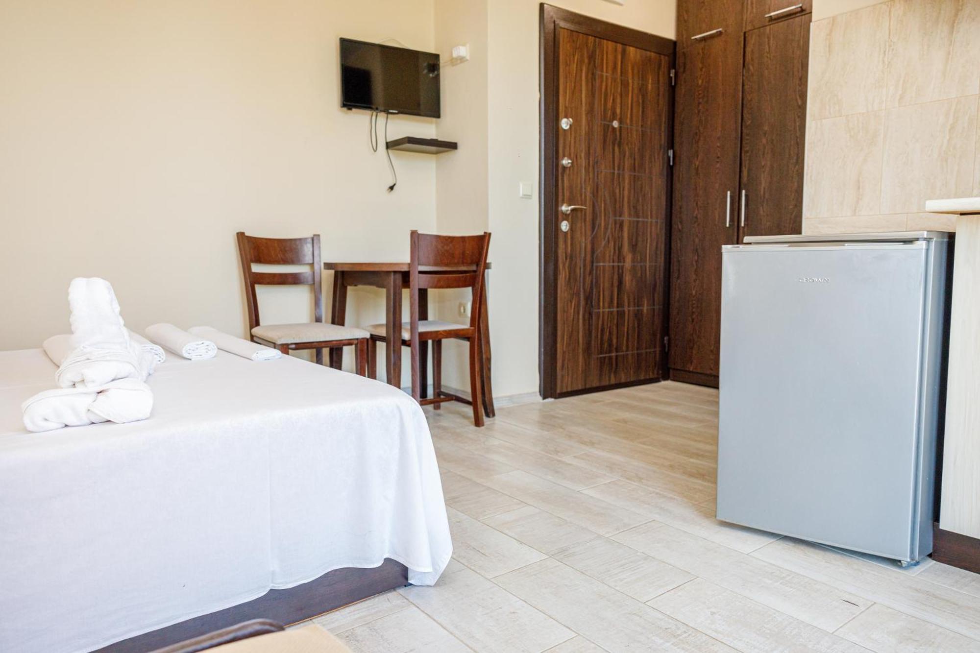 Family Hotel Silitur Ахтополь Экстерьер фото