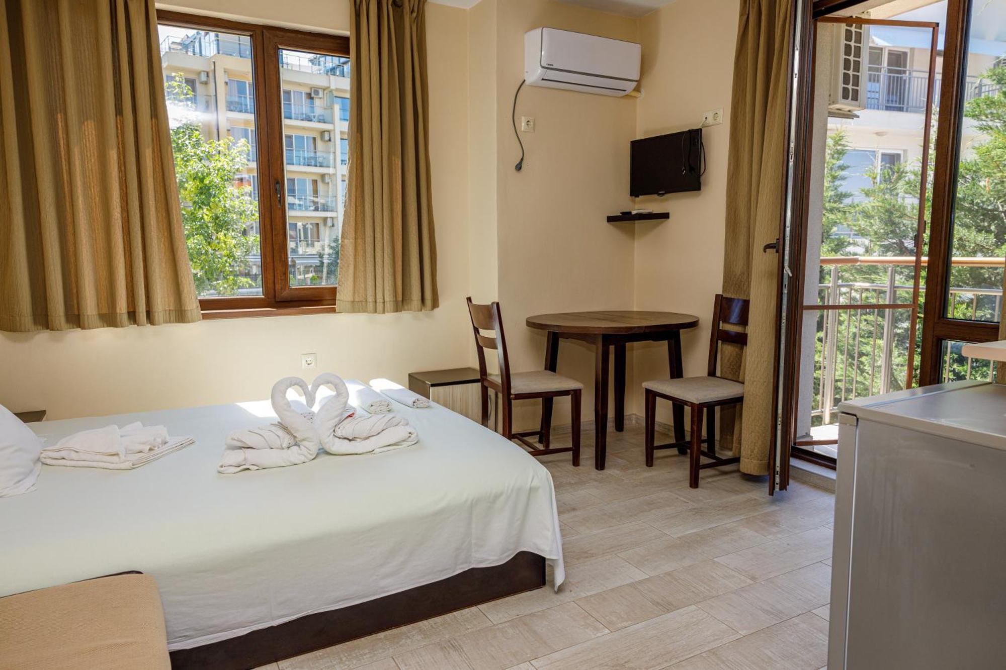 Family Hotel Silitur Ахтополь Экстерьер фото
