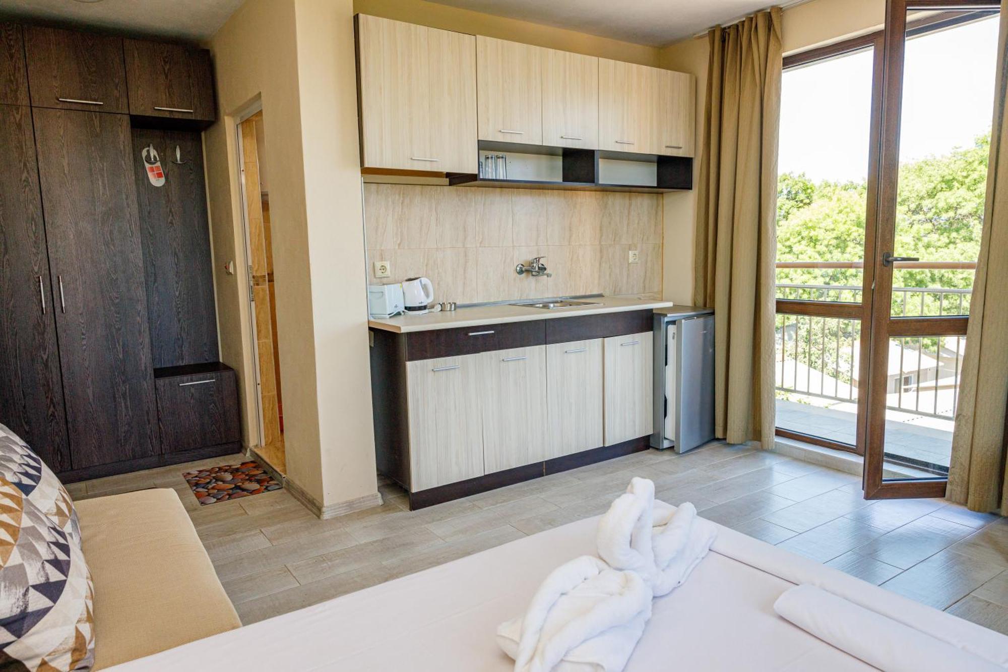Family Hotel Silitur Ахтополь Экстерьер фото