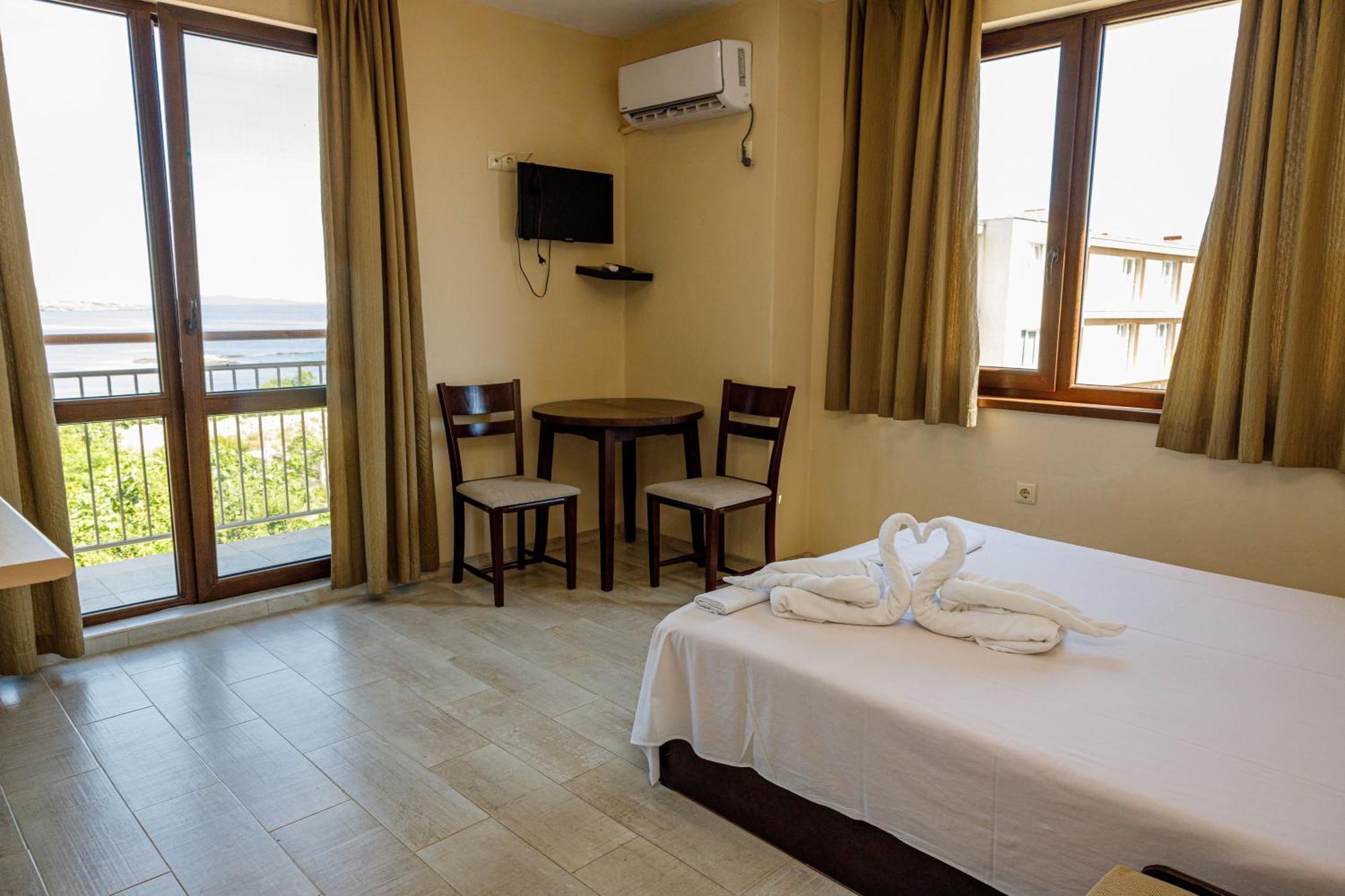 Family Hotel Silitur Ахтополь Экстерьер фото